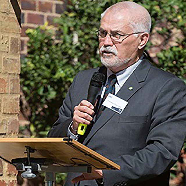 Prof Peter Vale
