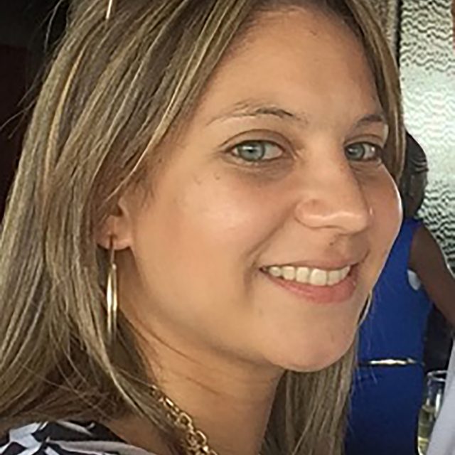 Ms Lynn Van Rooy