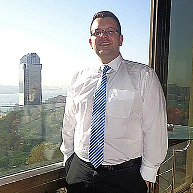 Prof Tobias Barnard
