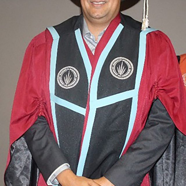 Prof Barnes Uj