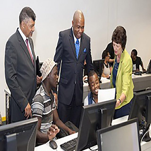 Deputy Minister Visits Uj During Registration Week Body Image 1