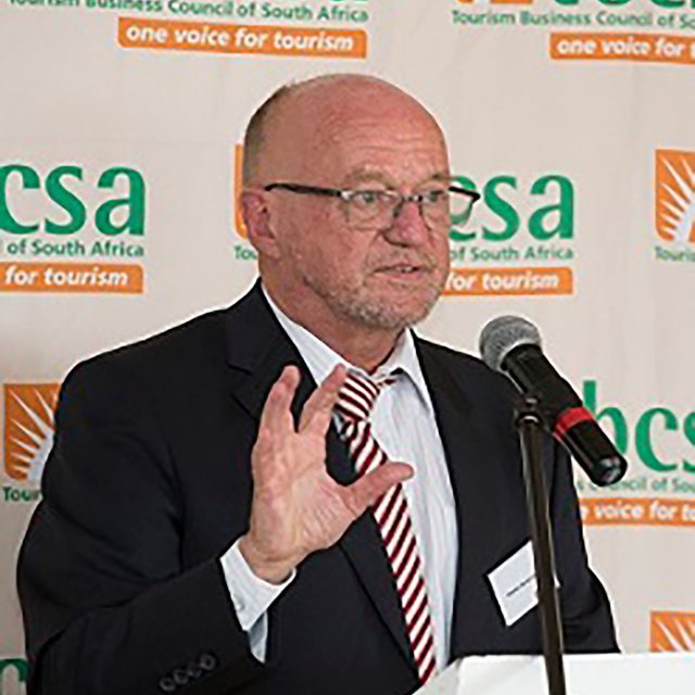 Mr Derek Hanekom