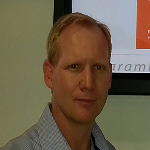 Mr Tinus van Zyl