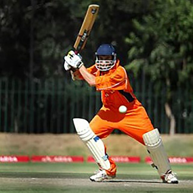 Uj Cricket