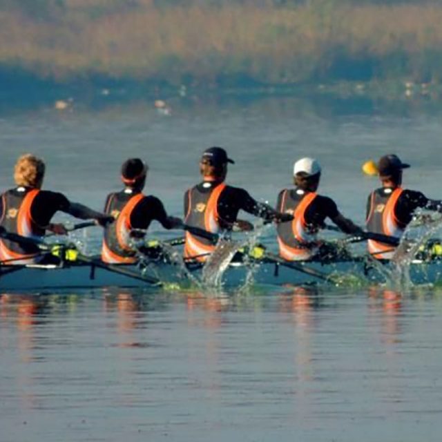 Uj Student Athletes Rowing