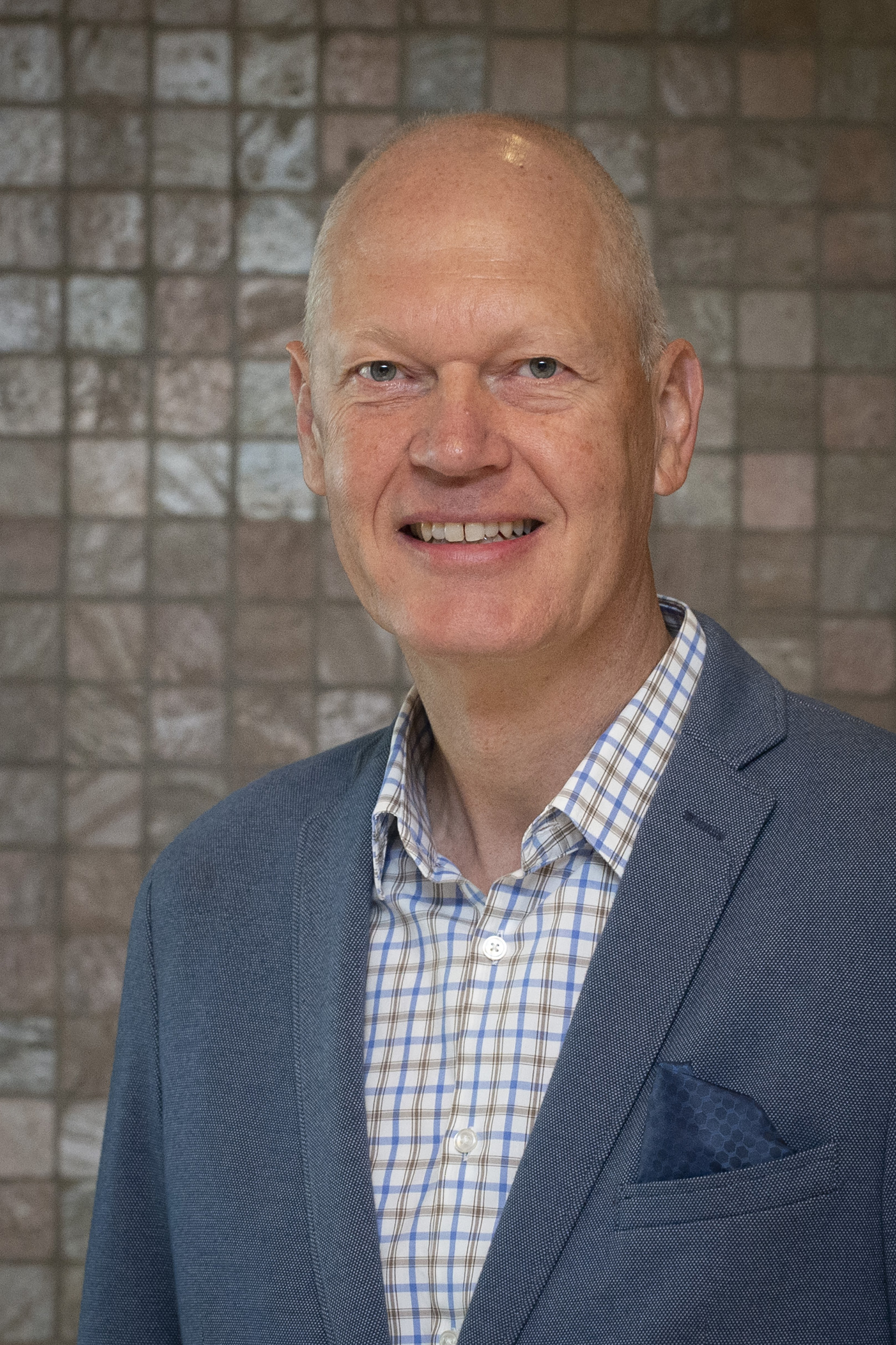 Mr Volker Heiden