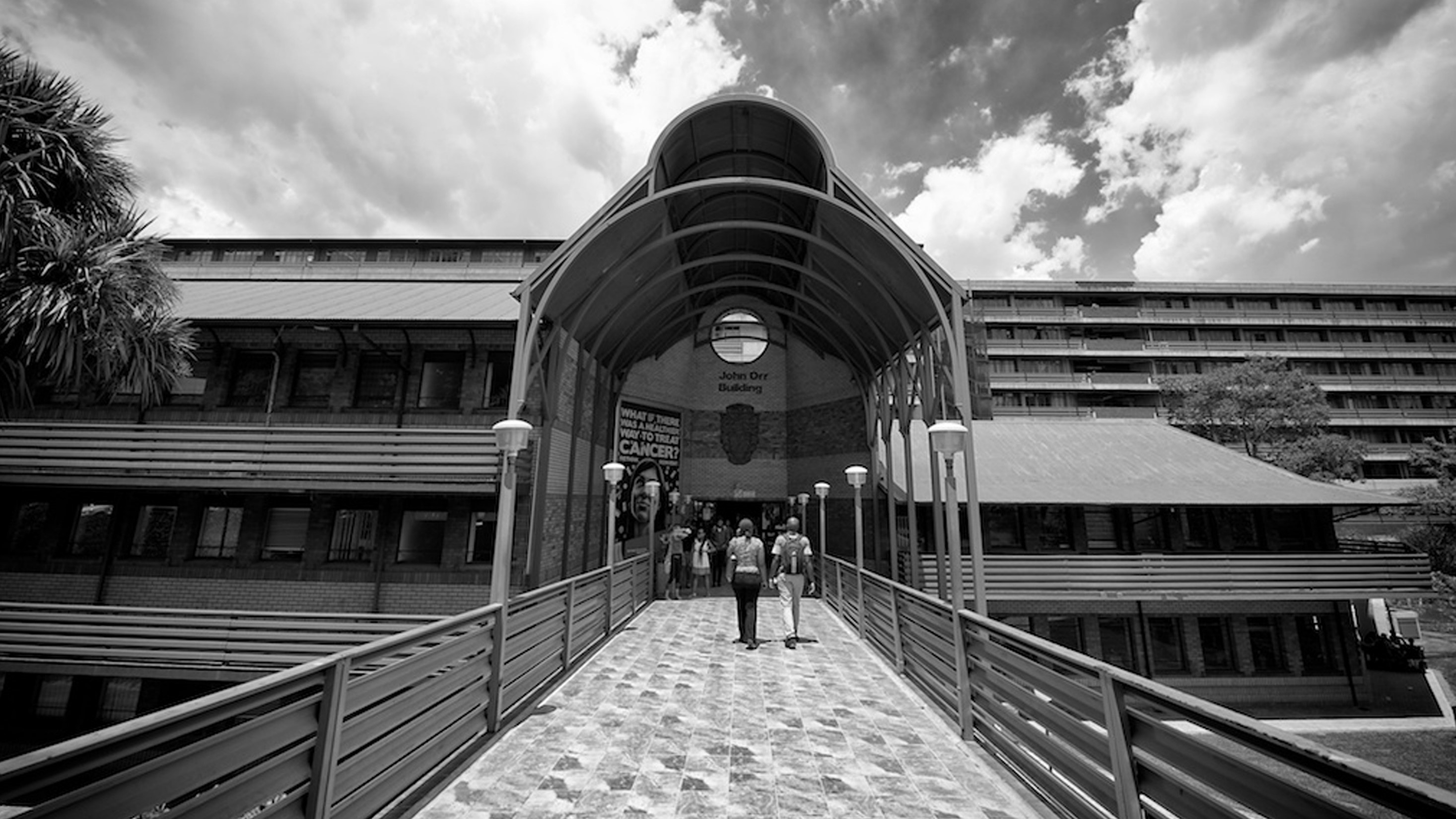 Give to UJ