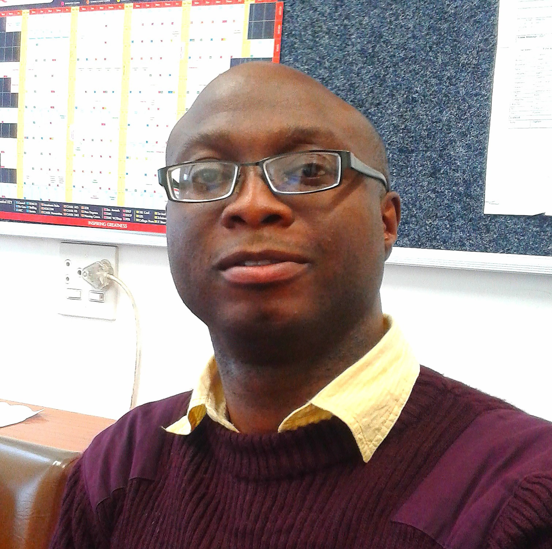 Dr Akintunde Ayodeji Alonge