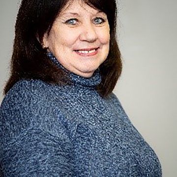 Dr Erica Pretorius