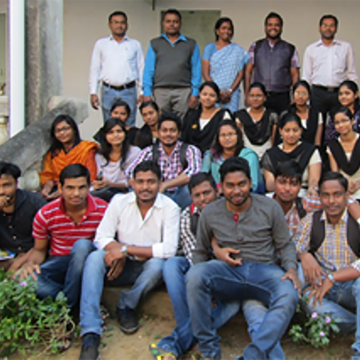 Uj Postdoc Delivers Winning Presentation In India