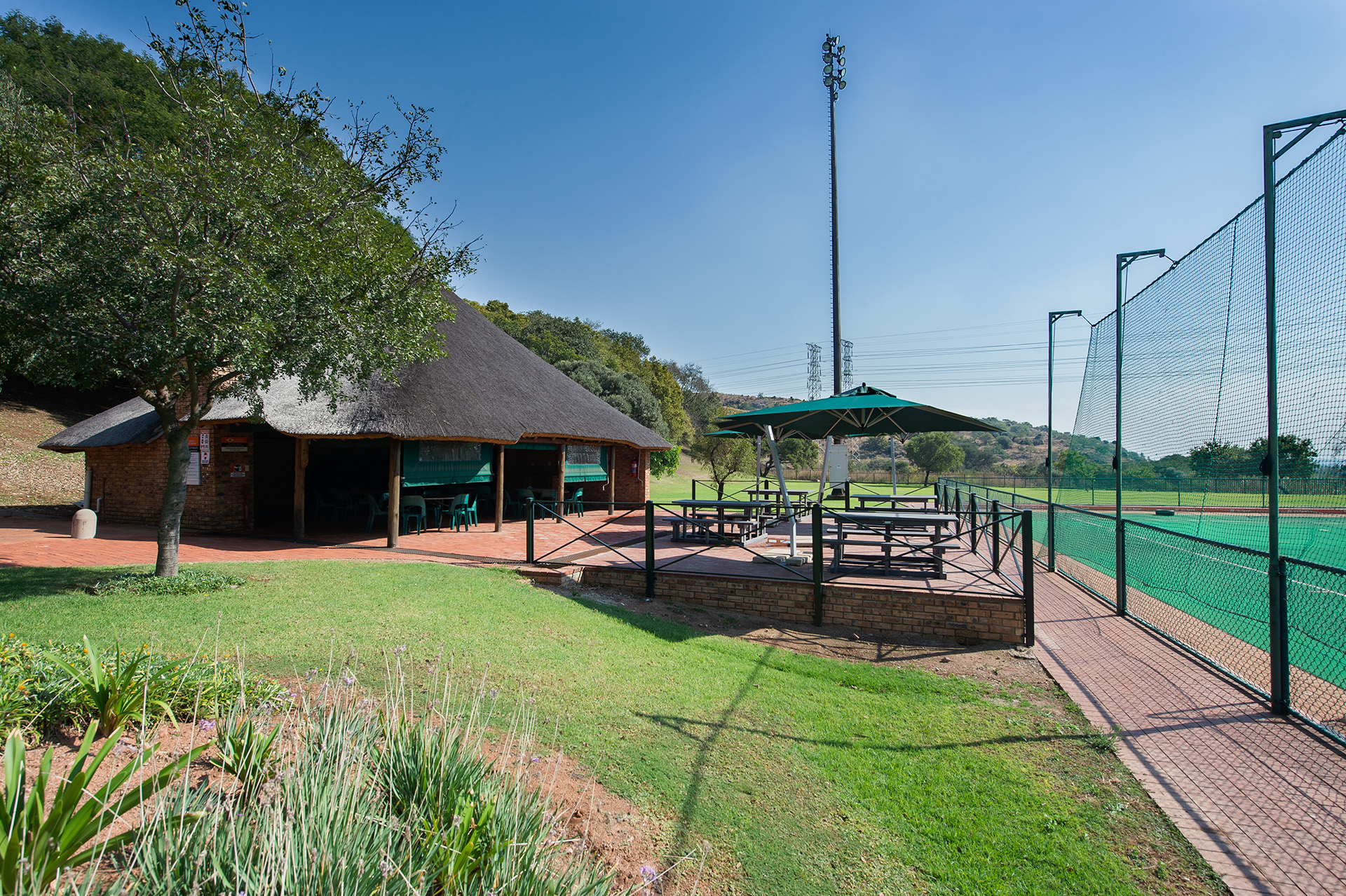 Uj Astro Club House