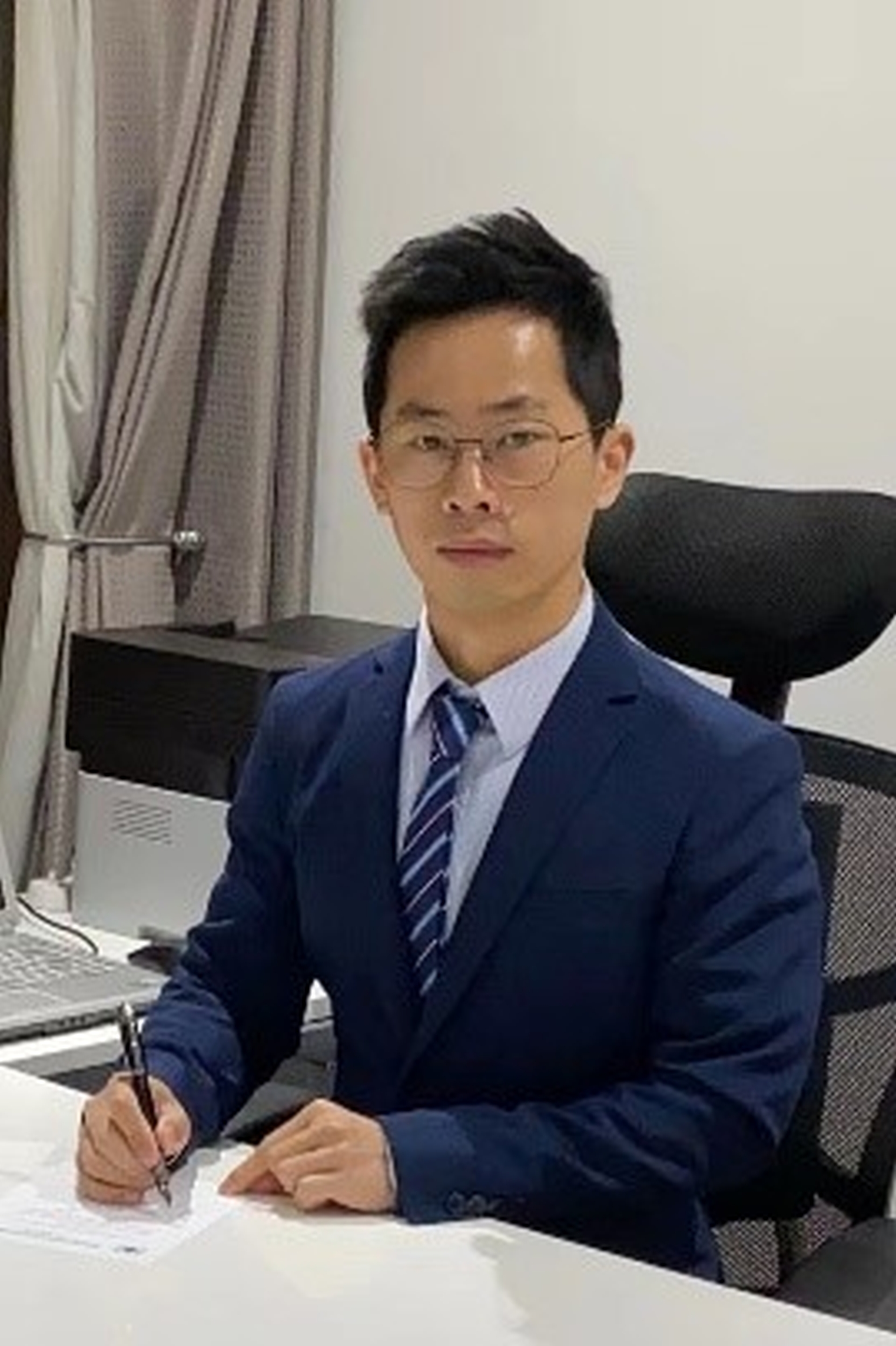 Zijing Hu