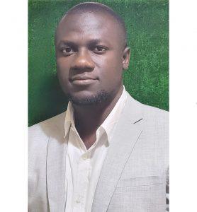 Dr Lateef Amusa1
