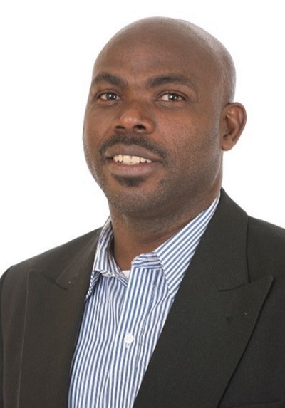 Prof De Uwizeyimana Photo1