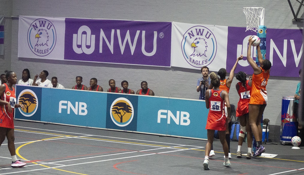 UJ vs TUT in 2022 FNB Varsity Netball tournament at NWU Potchefstroom