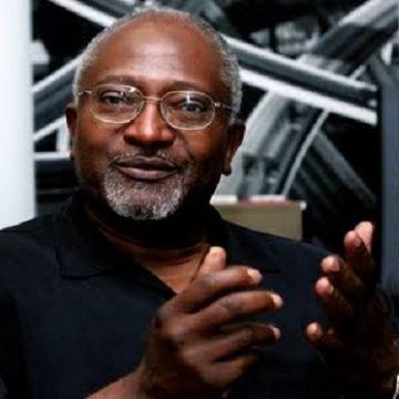 Dr Robert Bullard