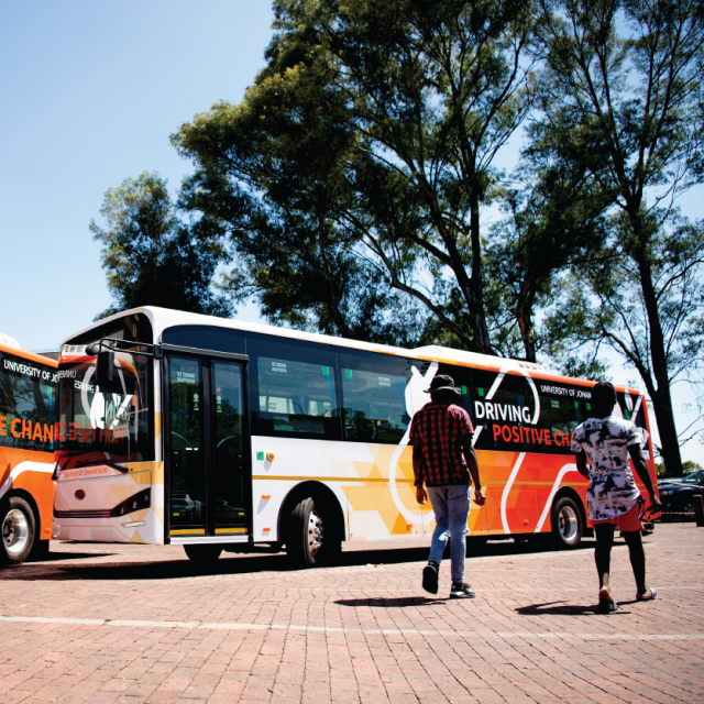 Ev Bus Thumbnail 01