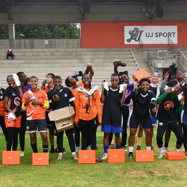 Uj Women's Football Team Web